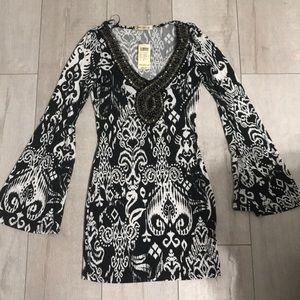 New Arden B. Bell sleeve dress
